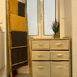 Stylish Renovated In Chiado Lizbona