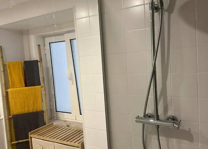 Stylish Renovated In Chiado