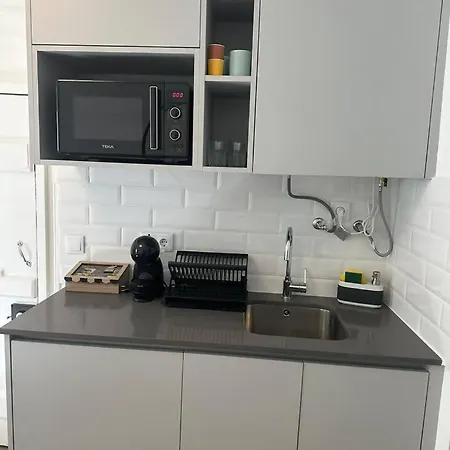 Stylish Renovated In Chiado アパート *